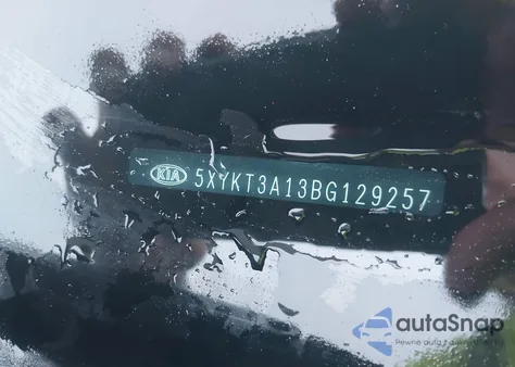 2011 Kia Sorento Lx z USA, uszkodzony, nr VIN 5XYKT3A13BG129257